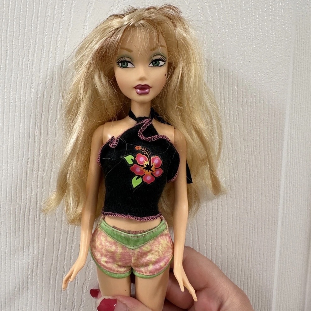 2/$75 vintage my scene doll 💕